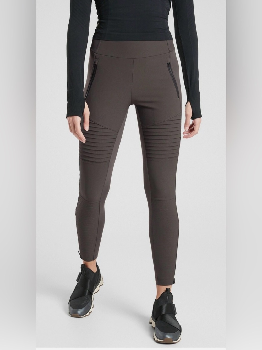 Athleta Headlands Hybrid Moto Tight Arbor Olive 4 TALL